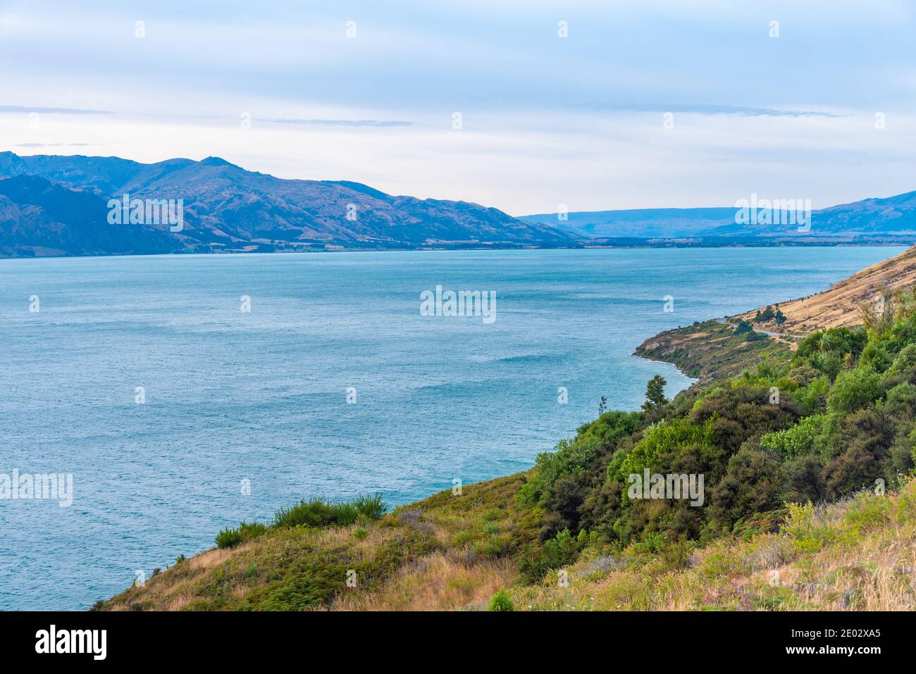 Lake Wanaka At South island of New Zealand Stock Photo - Alamy
