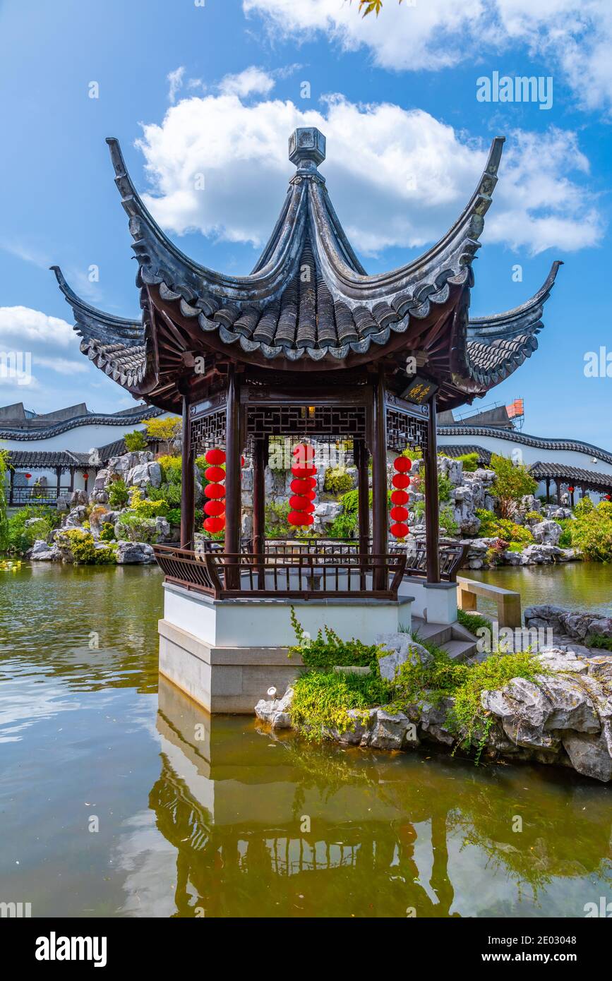 Lan Yuan Chinese garden in Dunedin, New Zealand Stock Photo Alamy