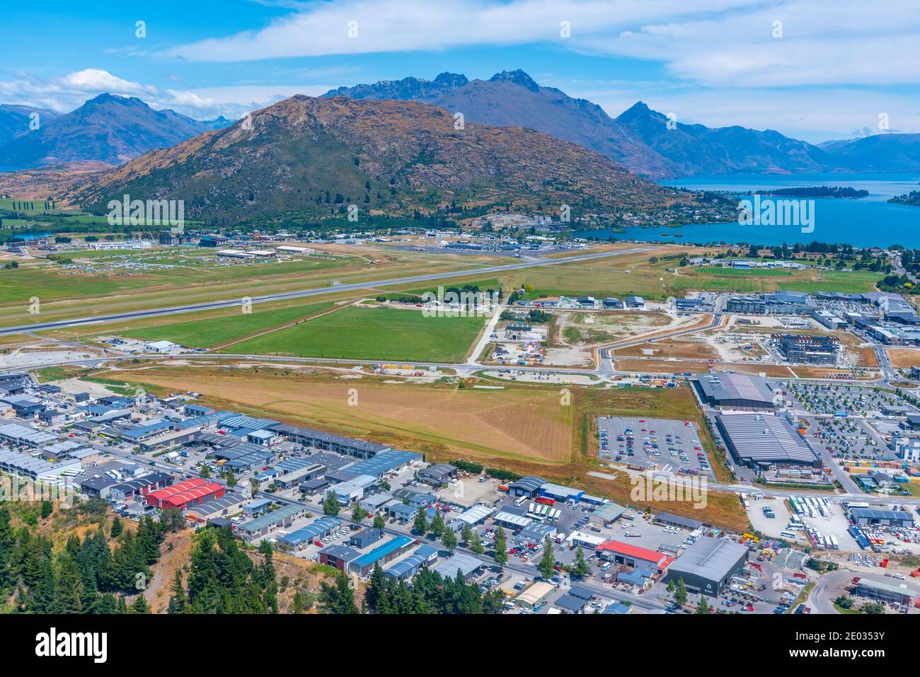 Queenstown new zealand airport aerial hi-res stock photography and ...
