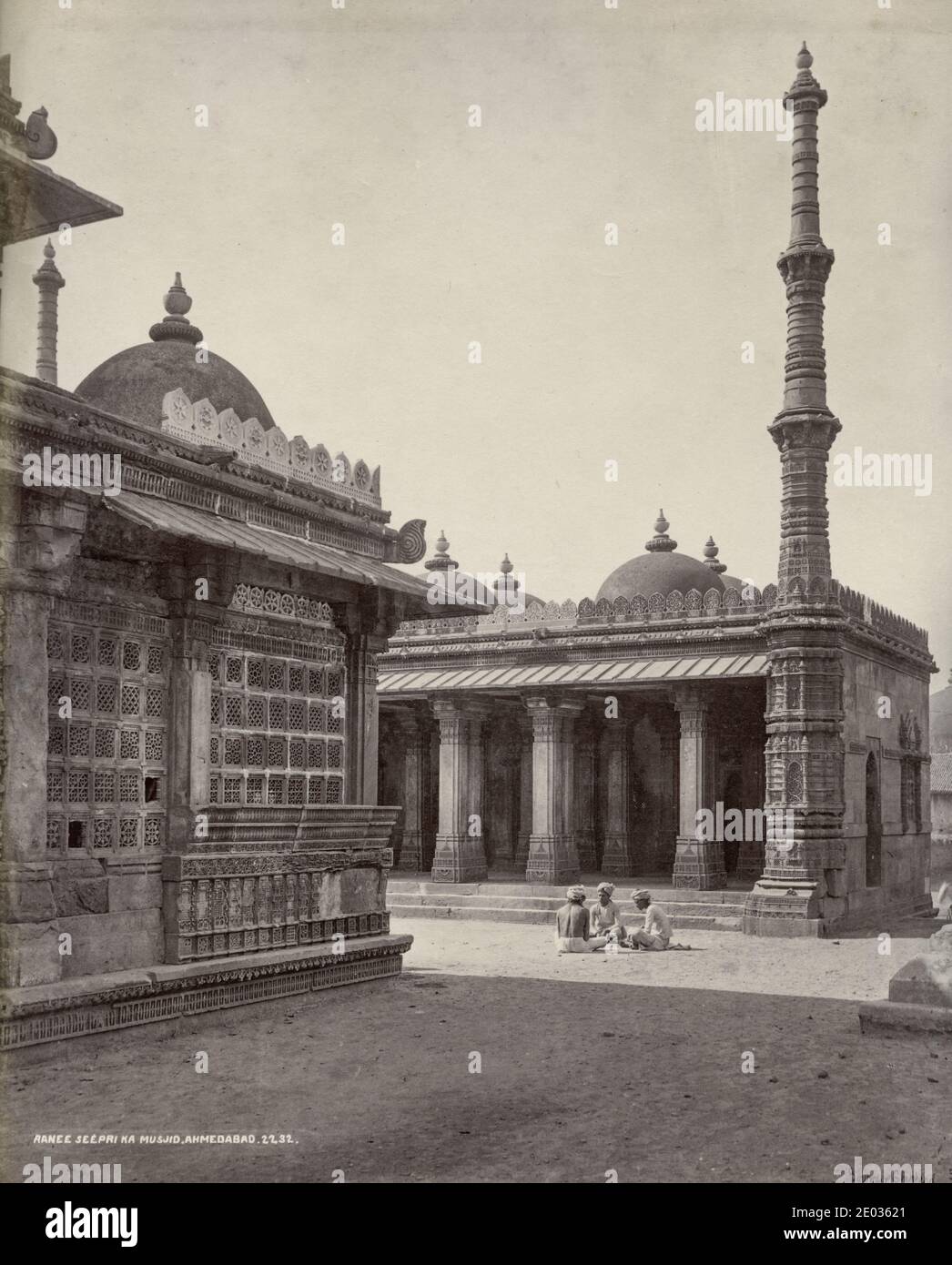 19th century vintage photograph - Rani Sipri's Mosque also known as Rani Sipri ni Masjid or Masjid-e-nagina, formerly known as Rani Asni's Mosque, is a medieval mosque in the walled city of Ahmedabad, Gujarat in India. Image by Samuel Bourne, 1860s. Stock Photo
