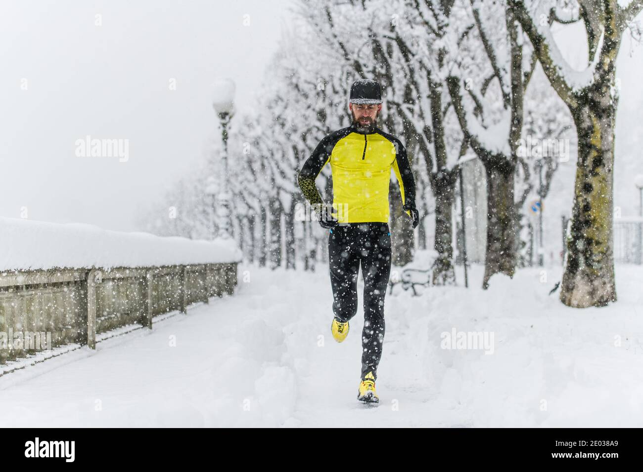 Snow On The Roads High Resolution Stock Photography and Images Alamy