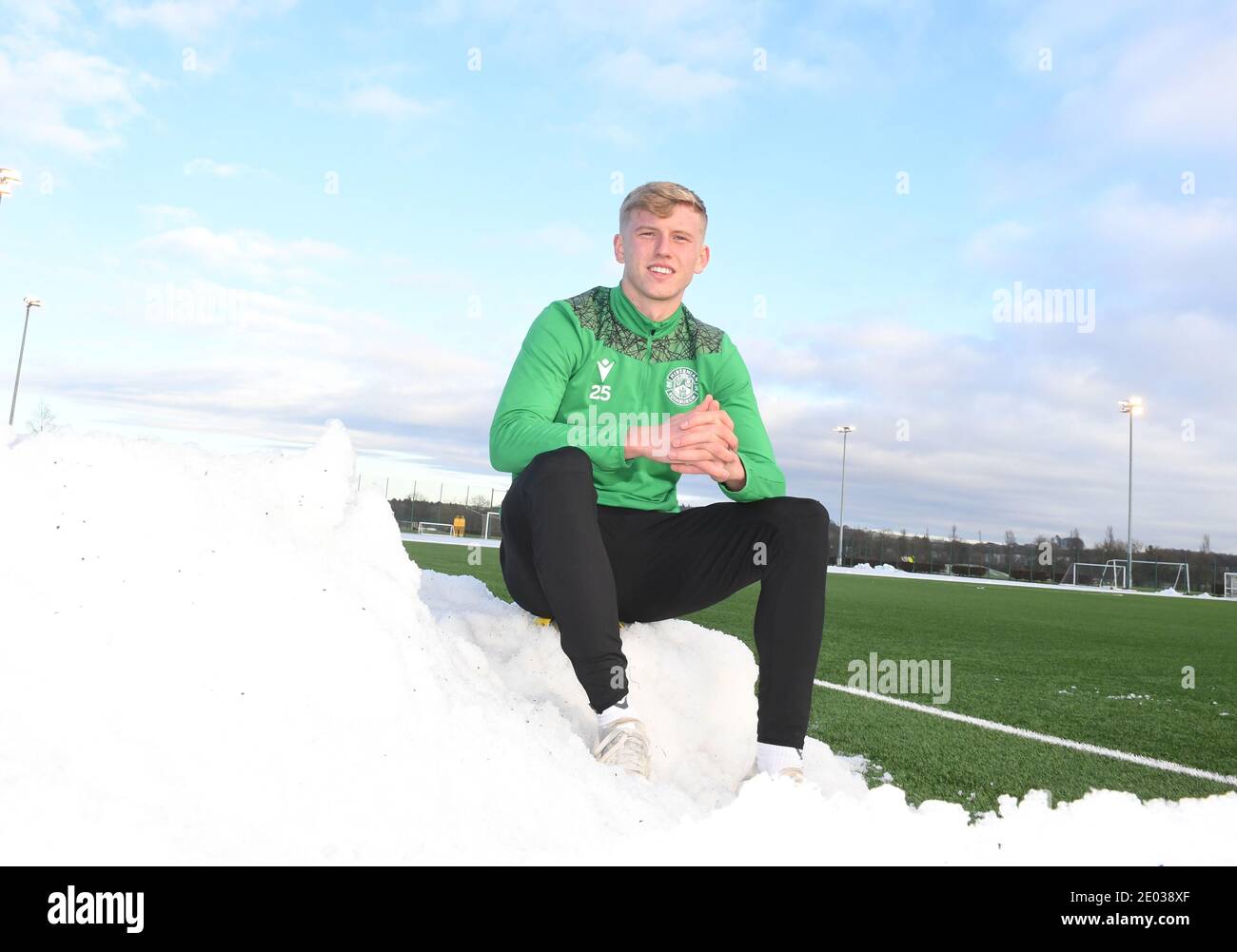 Tranent, Ormiston, East Lothian.Scotland. UK 29th Dec-20 Hibernian youngster Josh Doig has fun in the snow after training session for Scottish Premiership match with Ross County Credit: eric mccowat/Alamy Live News Stock Photo