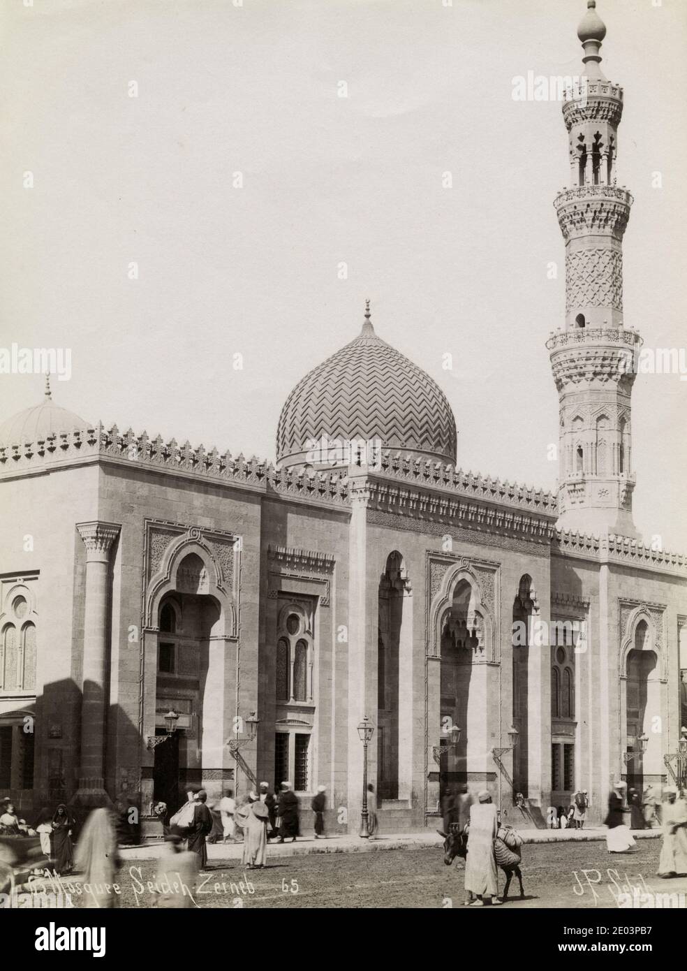 19th century vintage photograph - Al-Sayeda Zainab Mosque,  a historic mosque in Cairo, Egypt,  one of the most important and biggest mosques in the history of Egypt. Stock Photo
