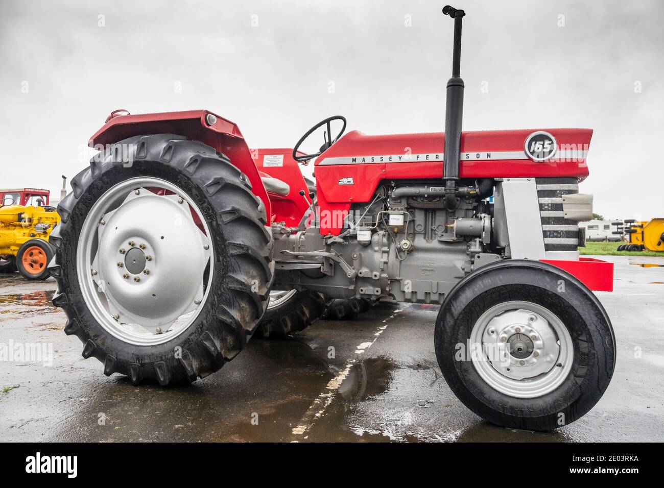 Massey Ferguson 165 High Resolution Stock Photography And Images Alamy Massey Ferguson 165 High Resolution Stock Photography And Images Alamy