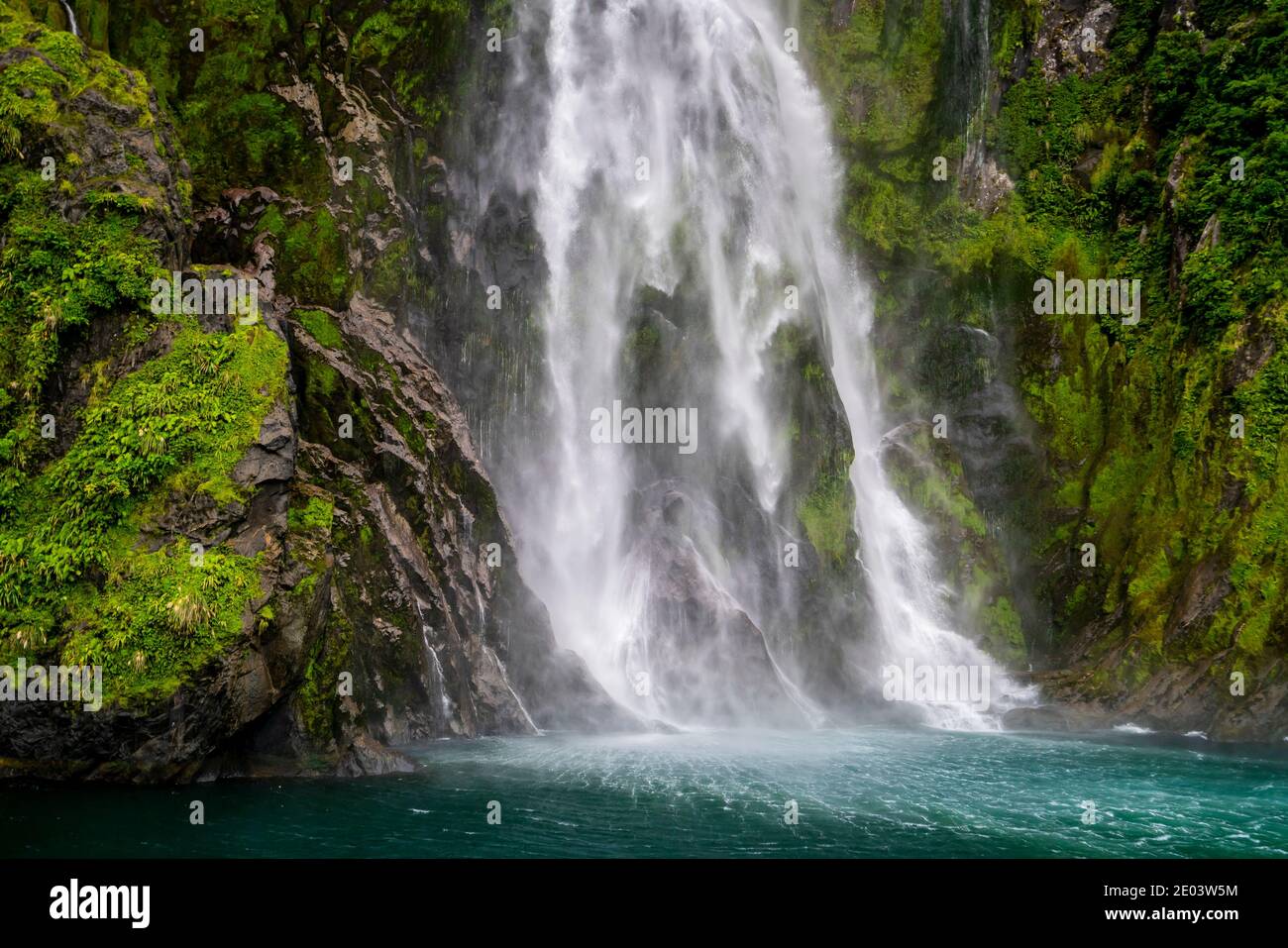 Stirling Falls in Milford Sound in Fiordland National Park, Southland, South Island, New Zealand Stock Photo