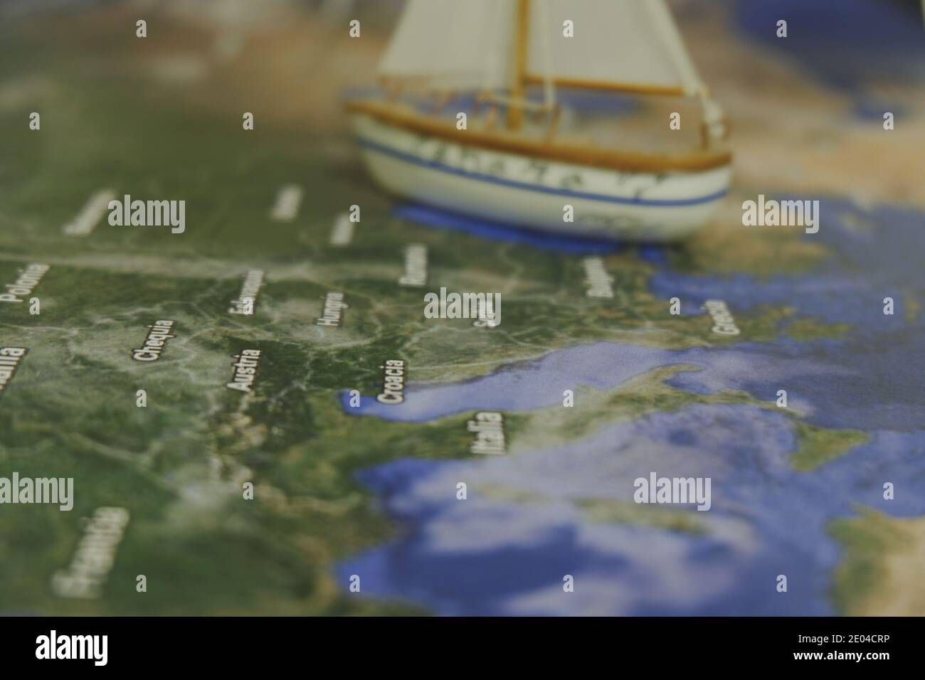 Traveling around the world Stock Photo - Alamy