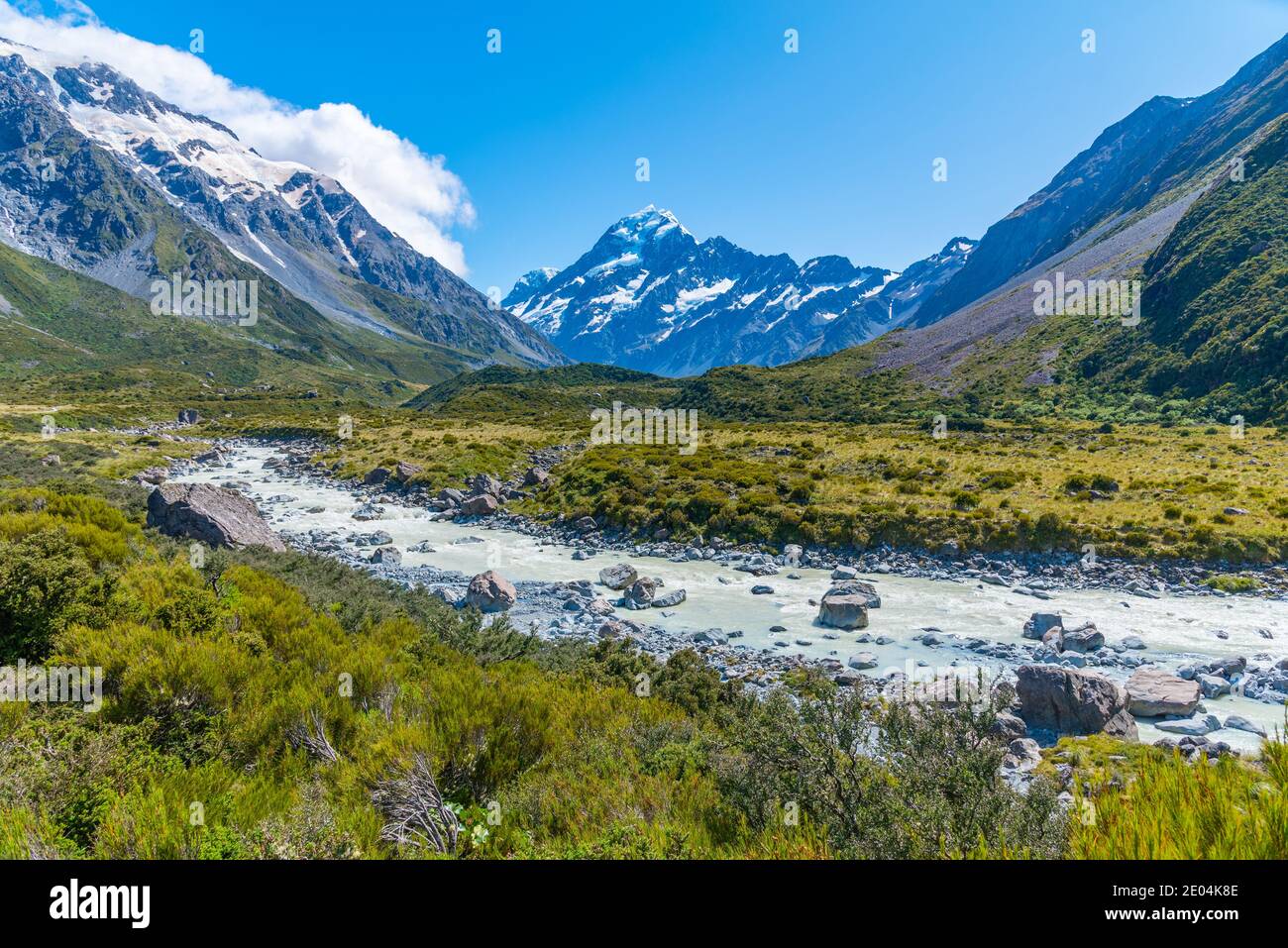 New zealand boardwalk mount cook hi-res stock photography and images ...