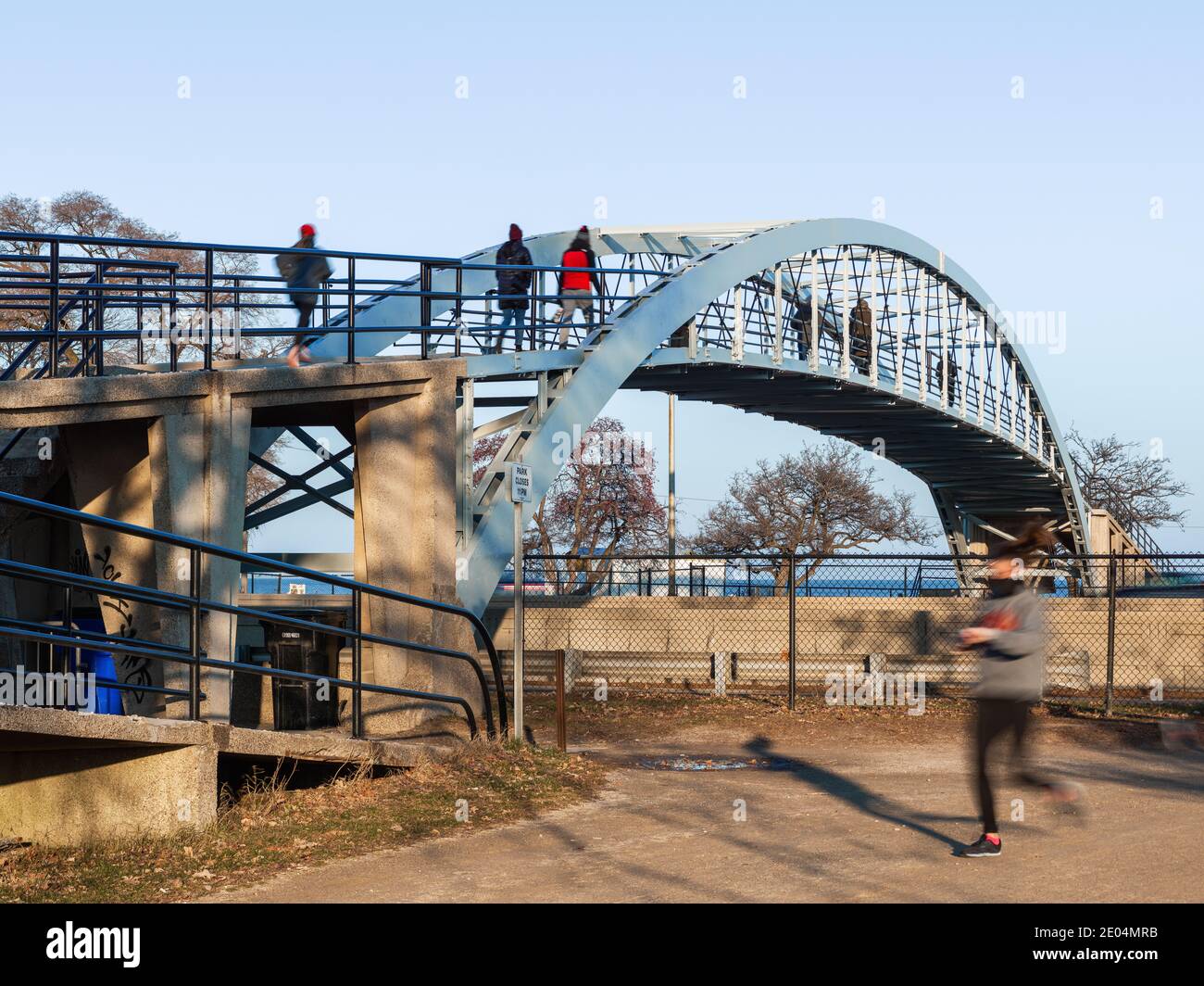 Pedestrian bridge over Lake Shore Drive Stock Photo Alamy