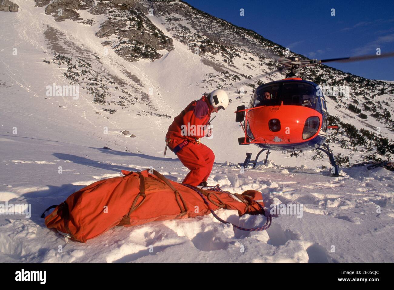 Mountains doctor helicopter hires stock photography and images Alamy