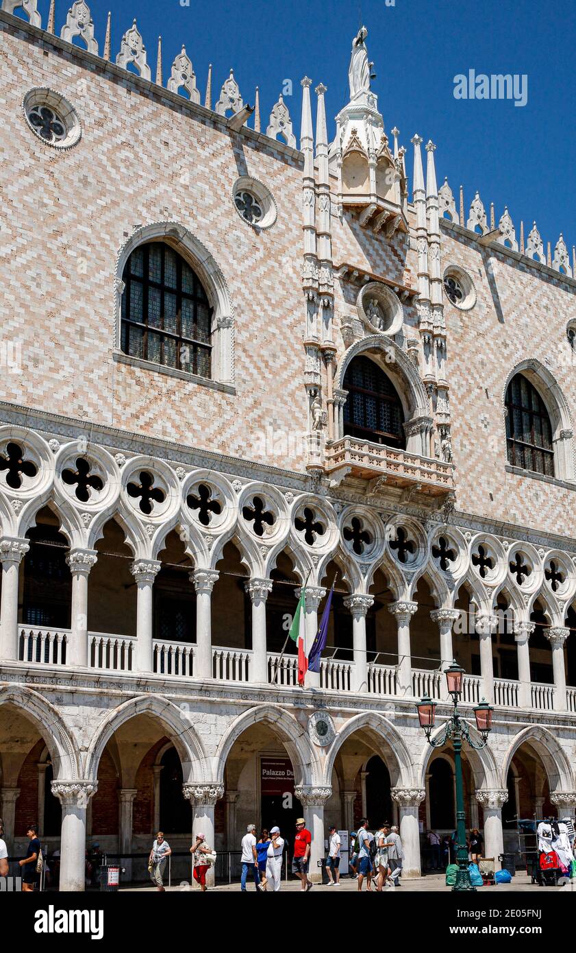 Venice ducal palace hi-res stock photography and images - Alamy