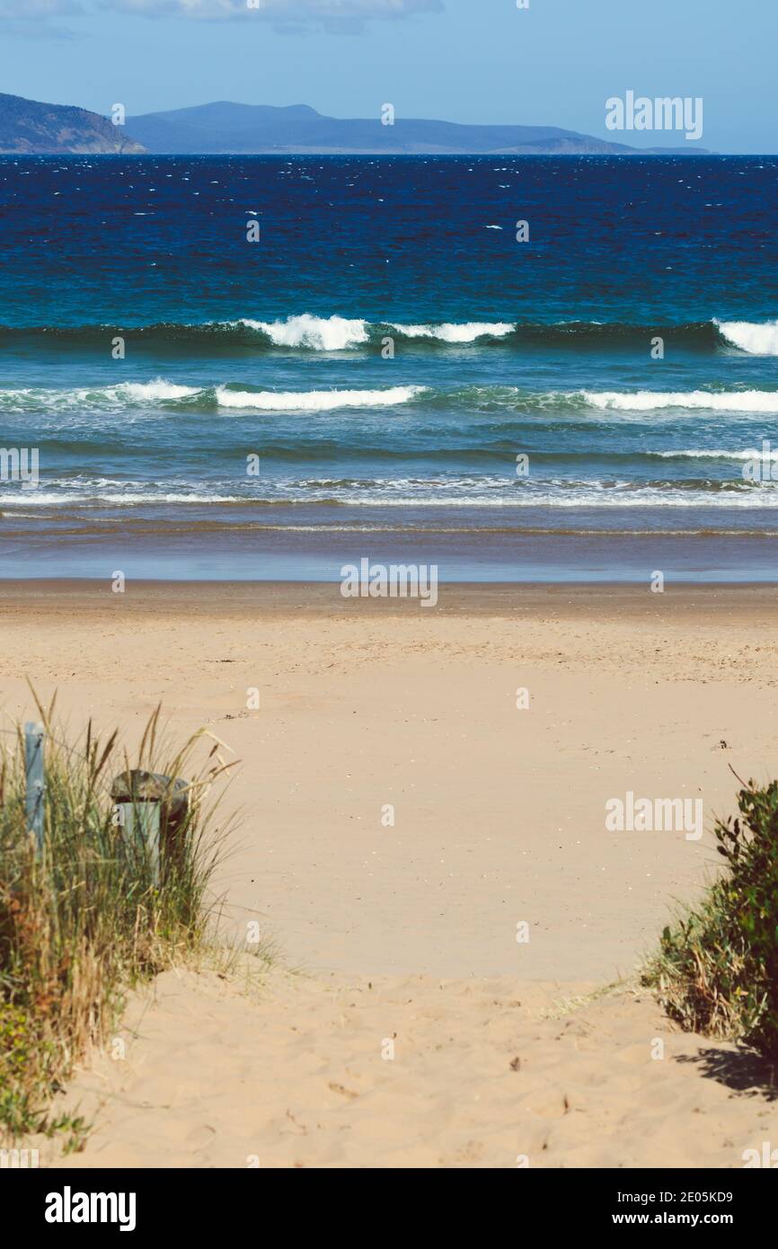 Clifton beach tasmania hires stock photography and images Alamy