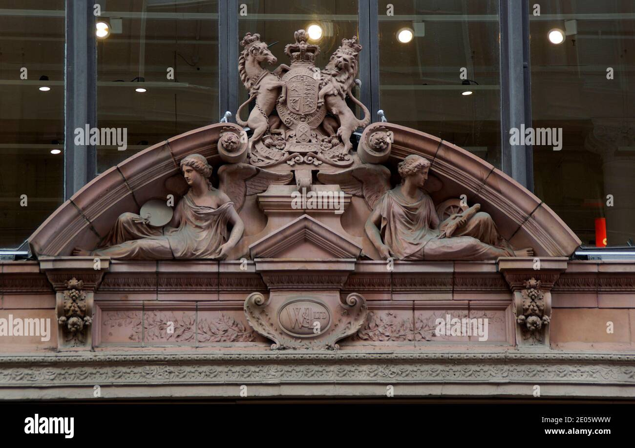 Coat of arms and supporters on the Frasers store in Glasgow Stock Photo