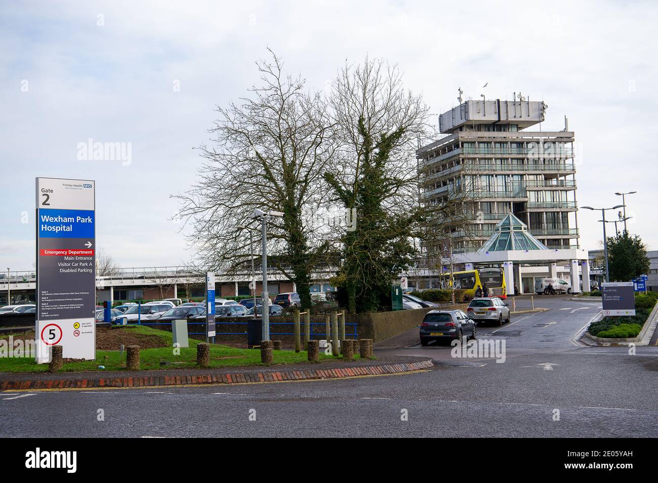 Slough, Berkshire, UK. 30th December, 2020. Wexham Park Hospital in