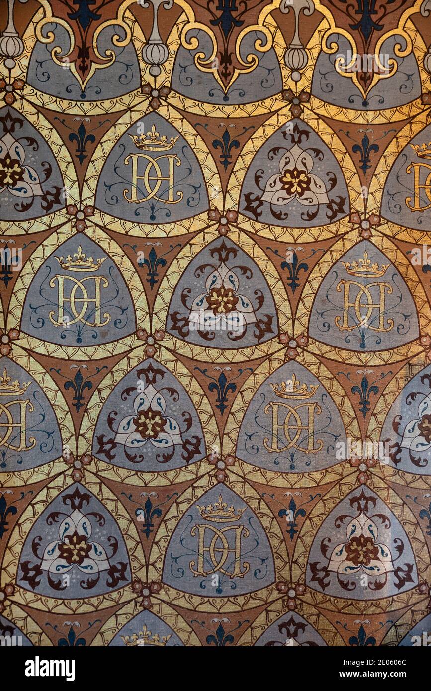 Old gold wallpaper Stock Photo - Alamy