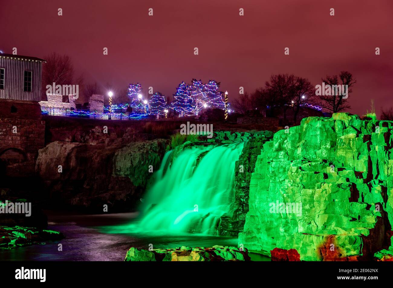 Annual tradition in Sioux Falls to light up falls park with christmas lights Stock Photo Alamy