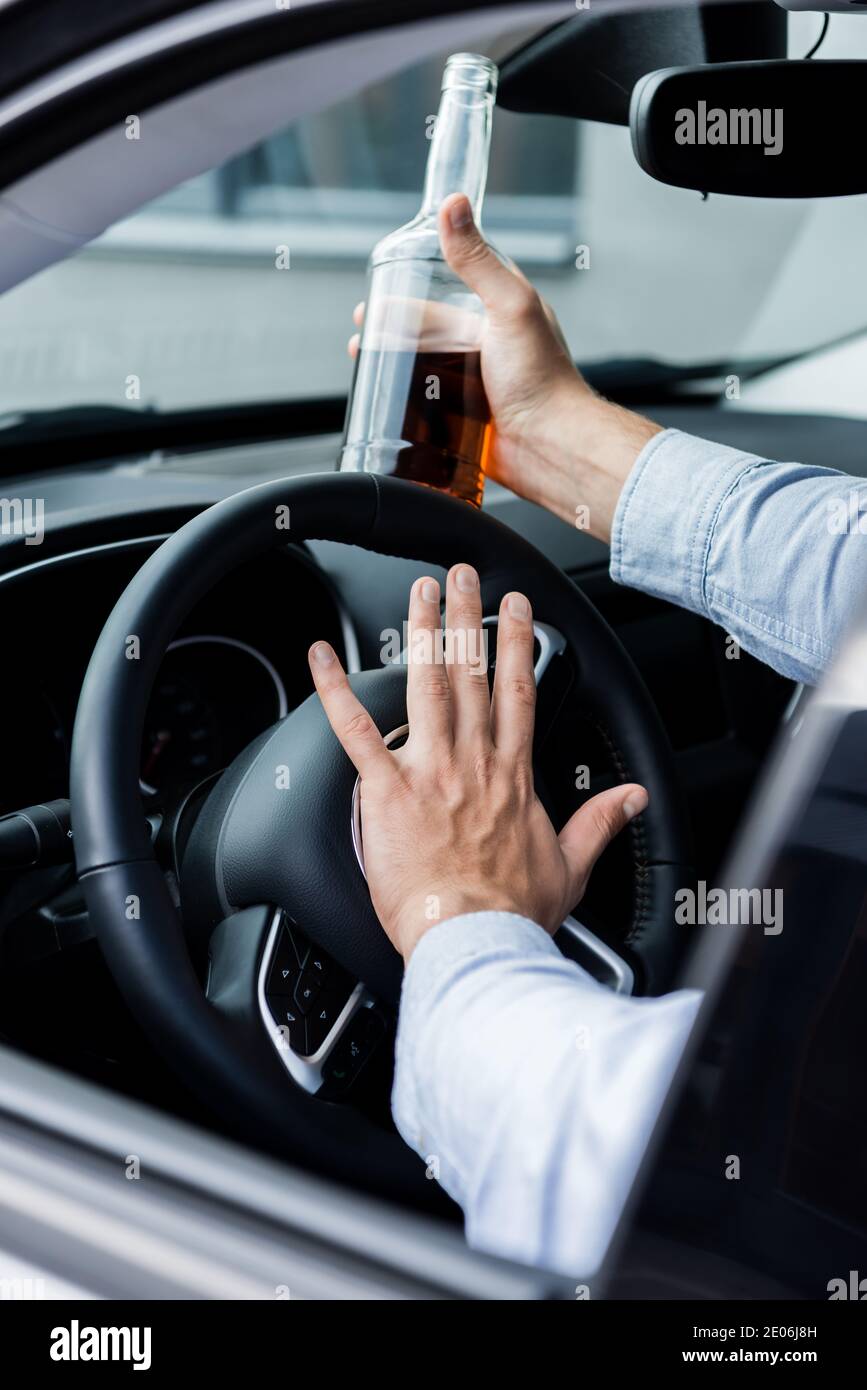 Car beeping hires stock photography and images Alamy