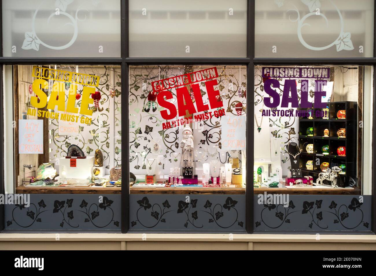 Jewellery shop closing down sale discount