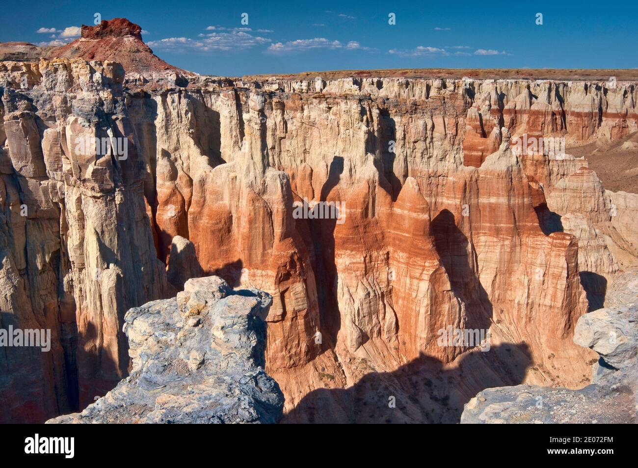 Rock pillars in Coal Mine Canyon at Coal Mine Mesa, Moenkopi Plateau