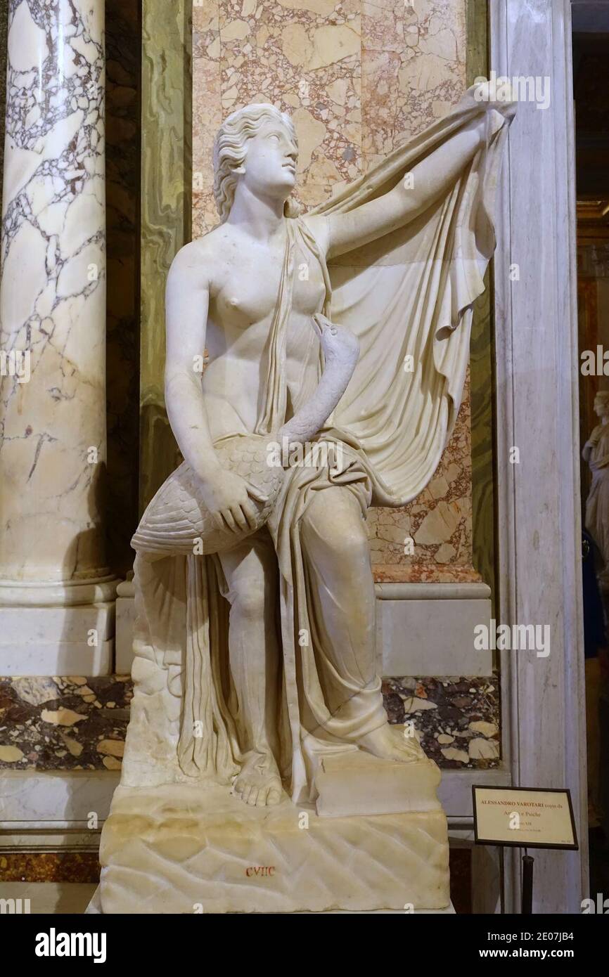 Leda swan hires stock photography and images Alamy