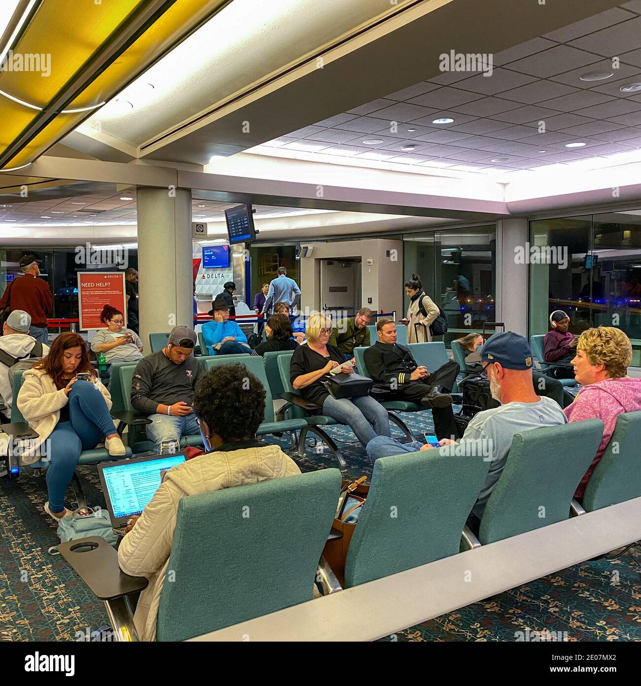Delta plane gate hi-res stock photography and images - Alamy
