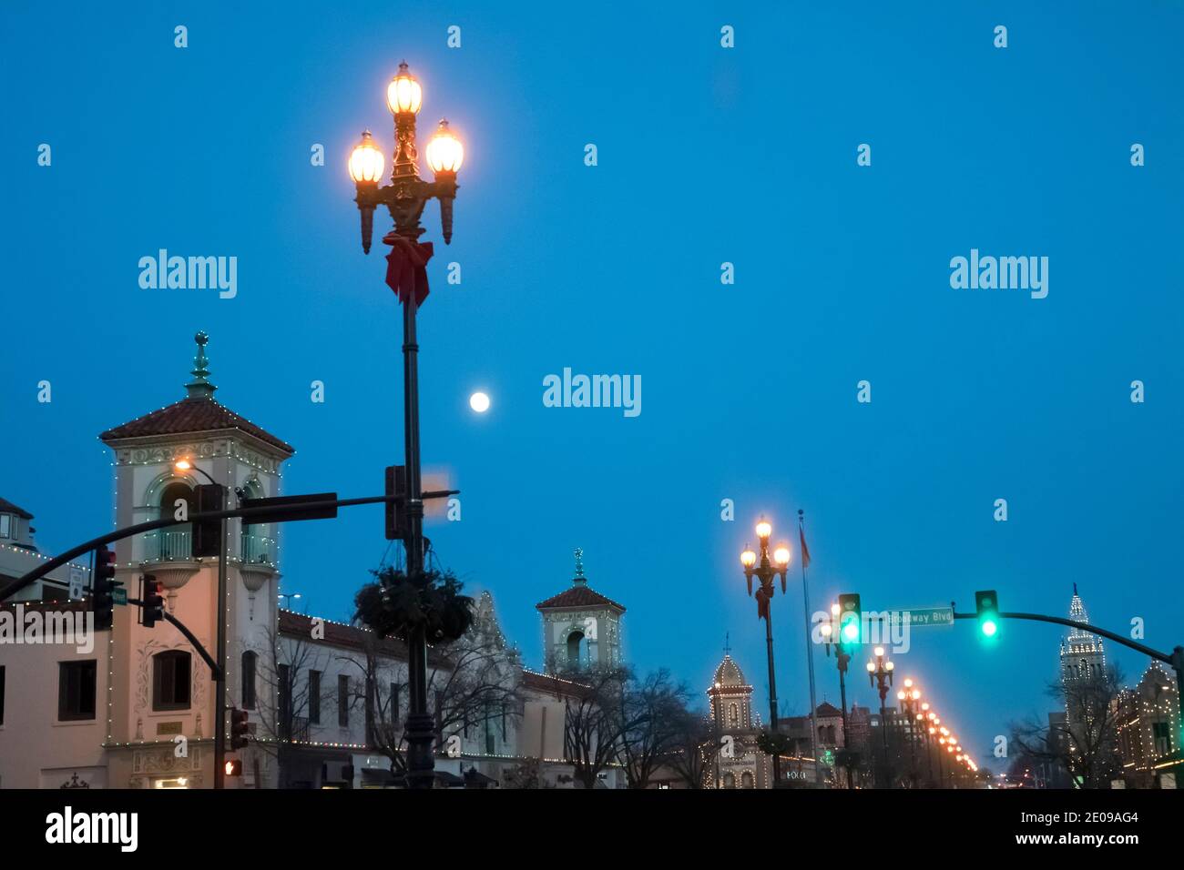 Chicago house night hi-res stock photography and images - Alamy
