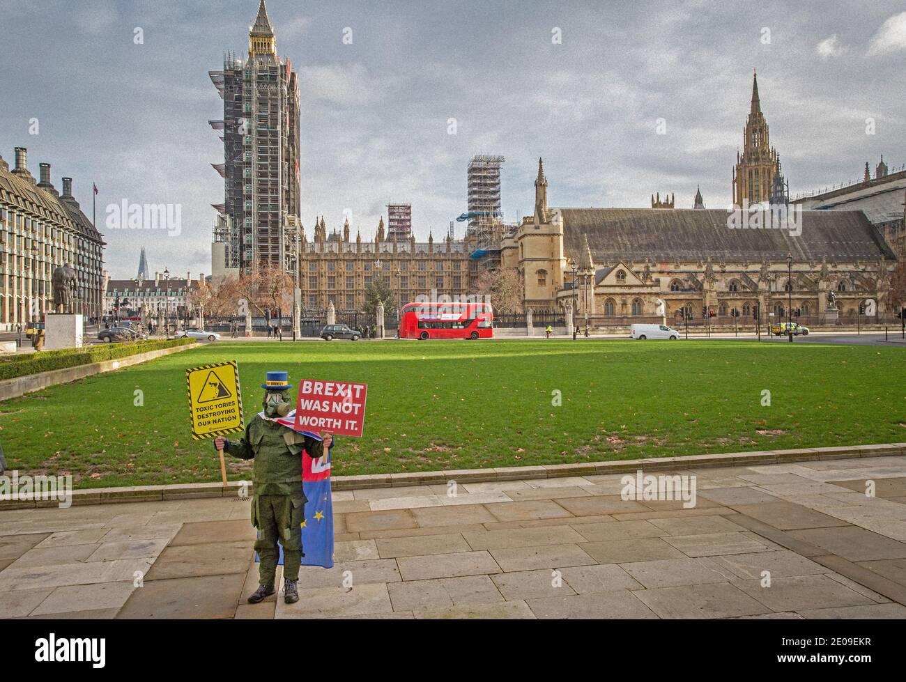 Male mps hi-res stock photography and images - Alamy
