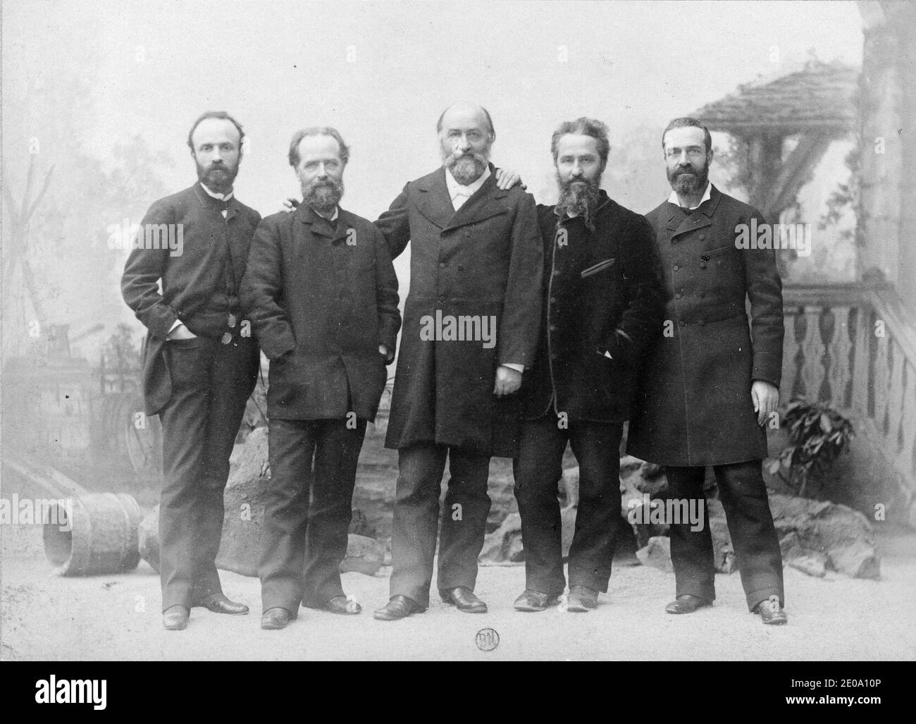 Les frères Reclus, par Nadar, 1889, grayscale Stock Photo Alamy