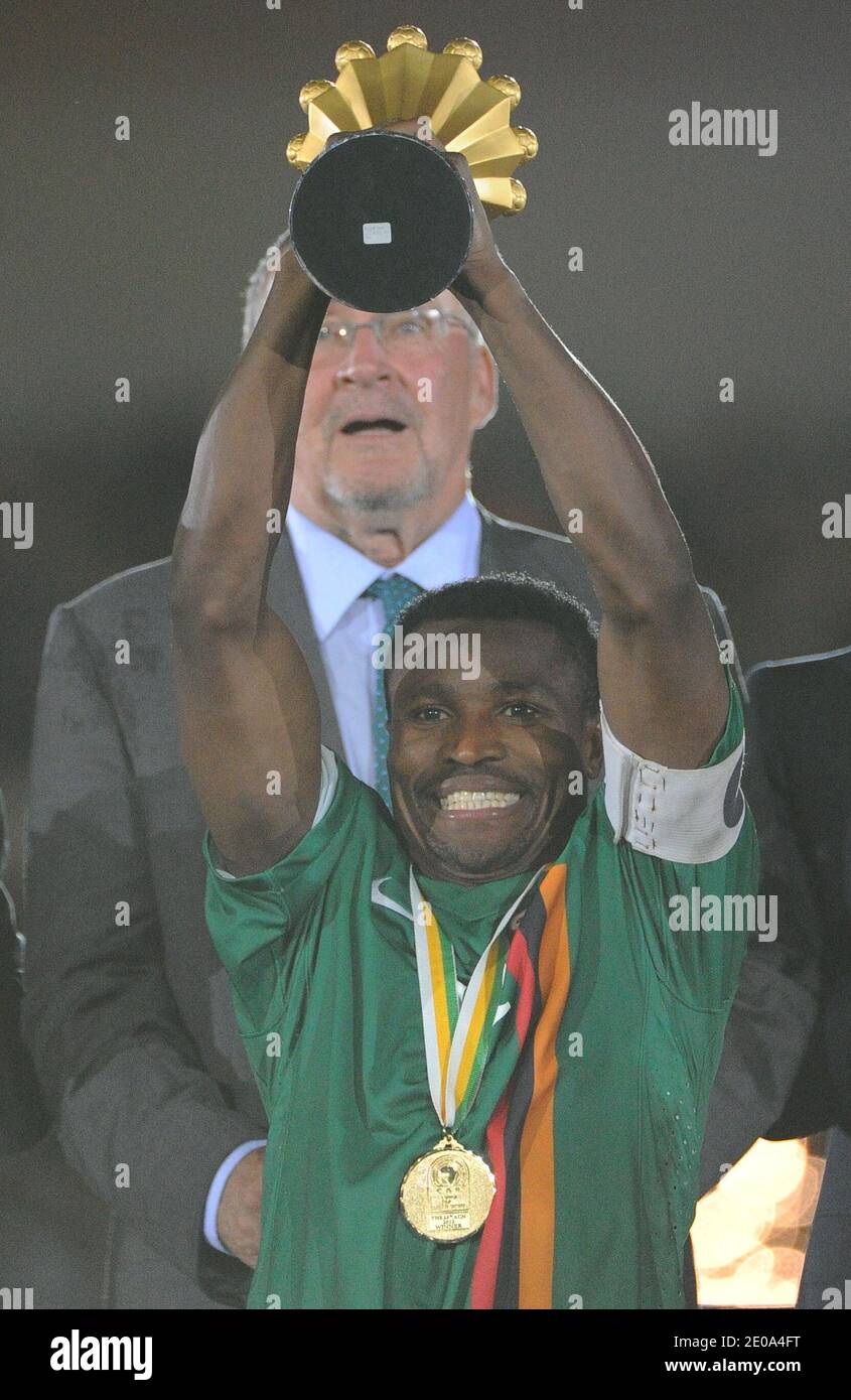 Ivory coast vs zambia hires stock photography and images Alamy