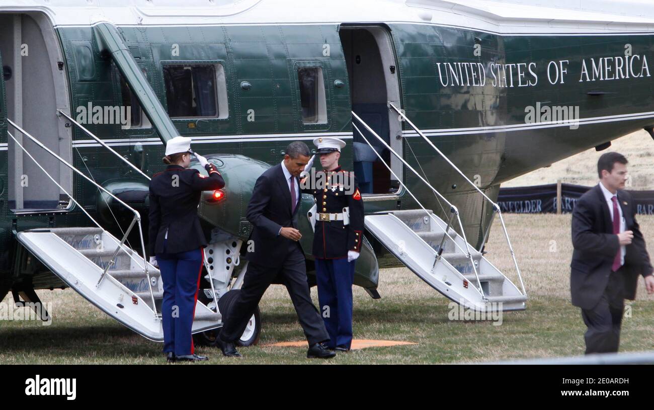 Obama Walter Reed President Barack Obama departs Walter Reed National Military Medical ...