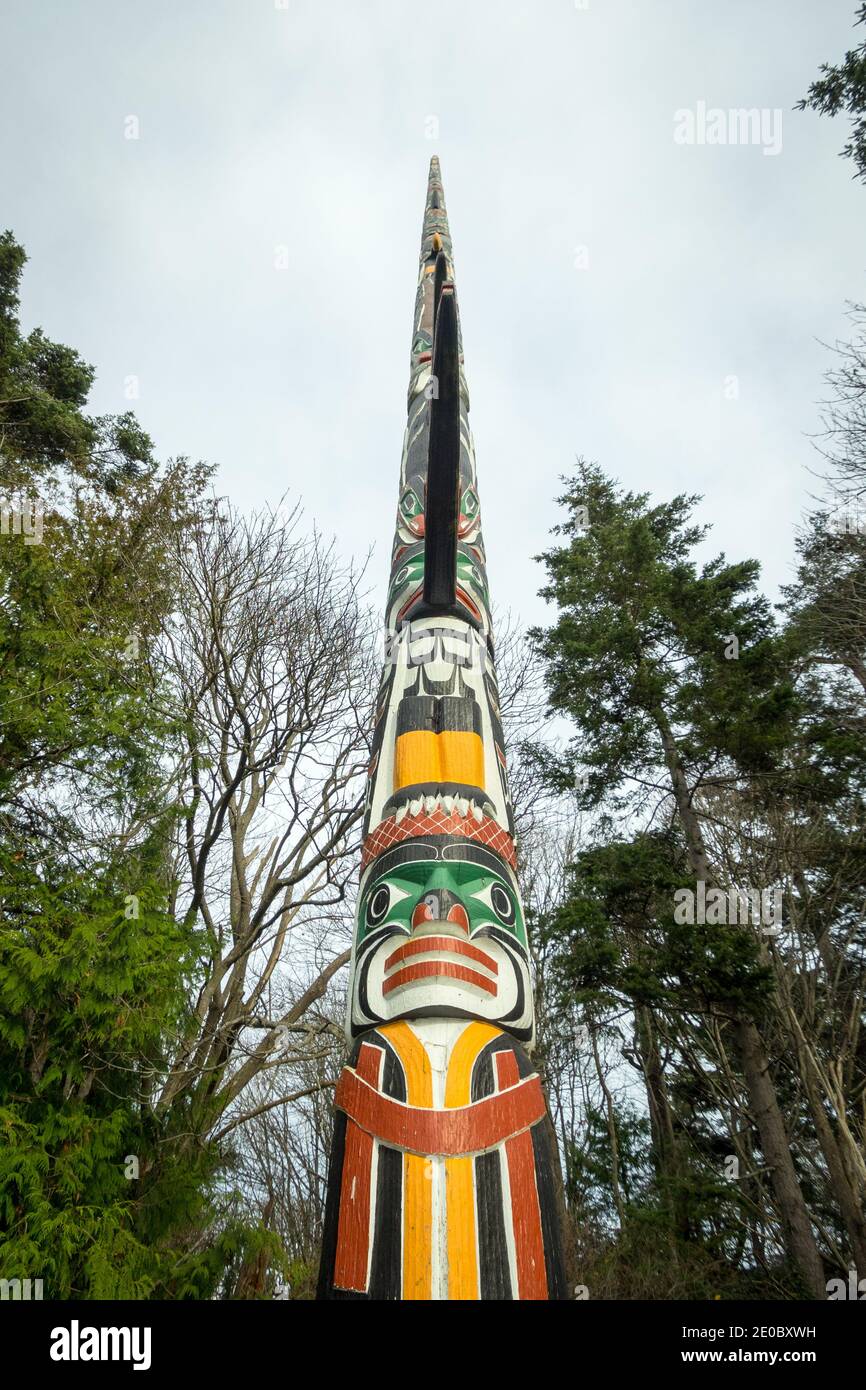 The Beacon Hill Park Story Pole (Beacon Hill Park Totem Pole), once the world's tallest freestanding totem pole in Victoria, British Columbia, Canada. Stock Photo