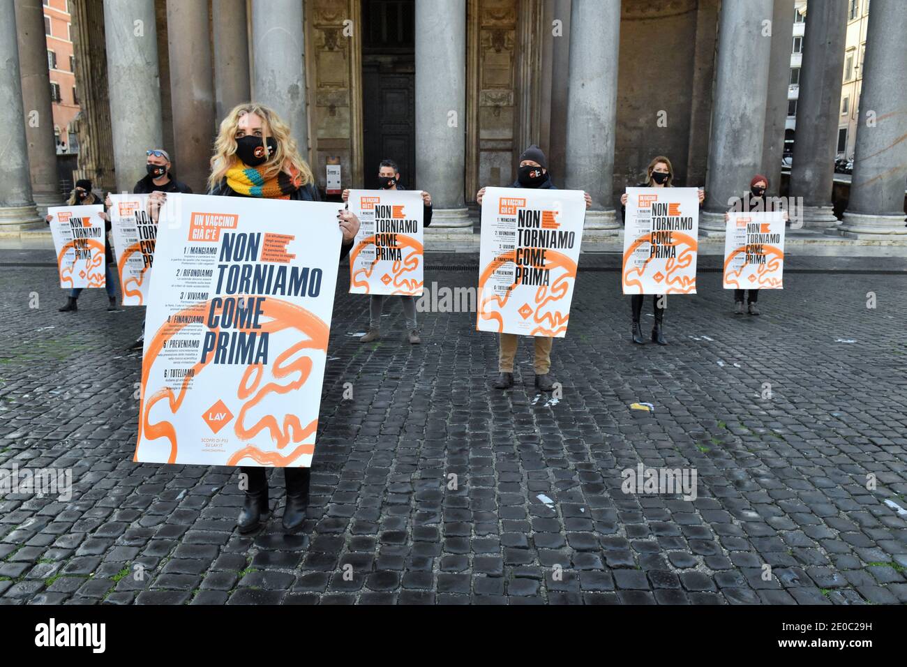 Sitting Inprotest Sit in protest hi-res stock photography and images - Alamy