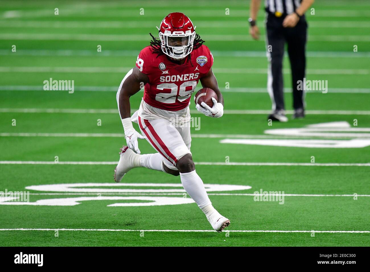 AT&T Stadium - Facts, figures, pictures and more of the Cotton Bowl stadium