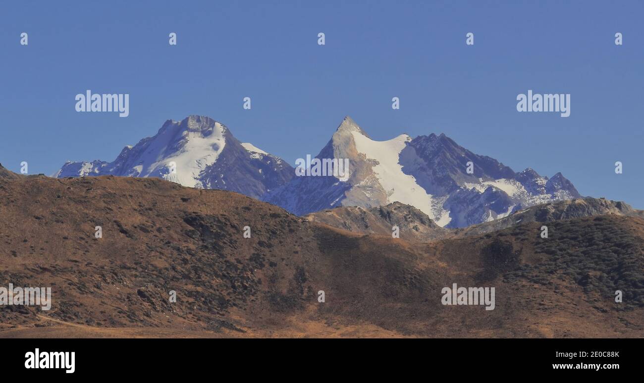 snow capped himalayan peak near bum la pass in tawang district of arunachal pradesh, india Stock Photo