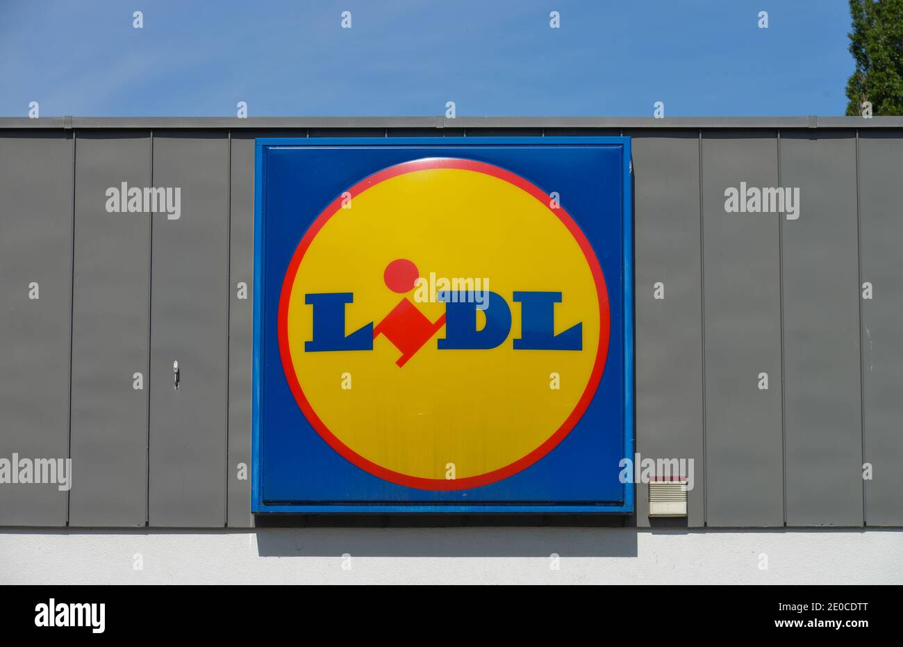 Lidl Markt, Friedrichshain, Berlin Deutschland Stock Photo