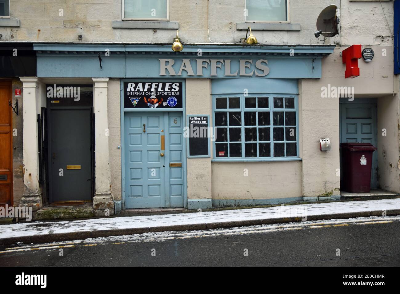 1980s pub scotland hi-res stock photography and images - Alamy