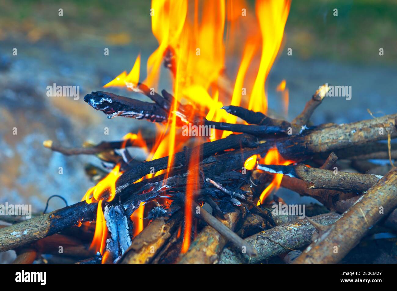 Burning pile dry branches hi-res stock photography and images - Alamy