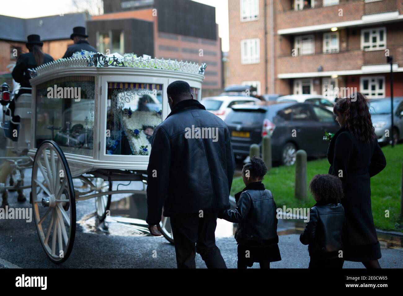 White funeral horses hires stock photography and images Alamy
