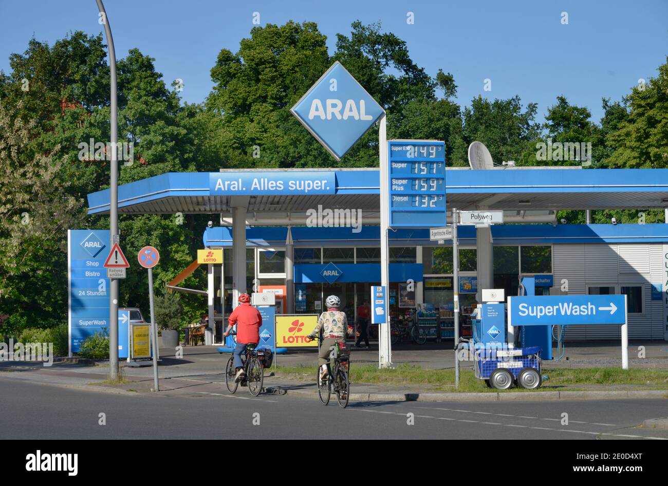Aral Tankstelle, Argentinische Allee, Zehlendorf, Berlin, Deutschland ...