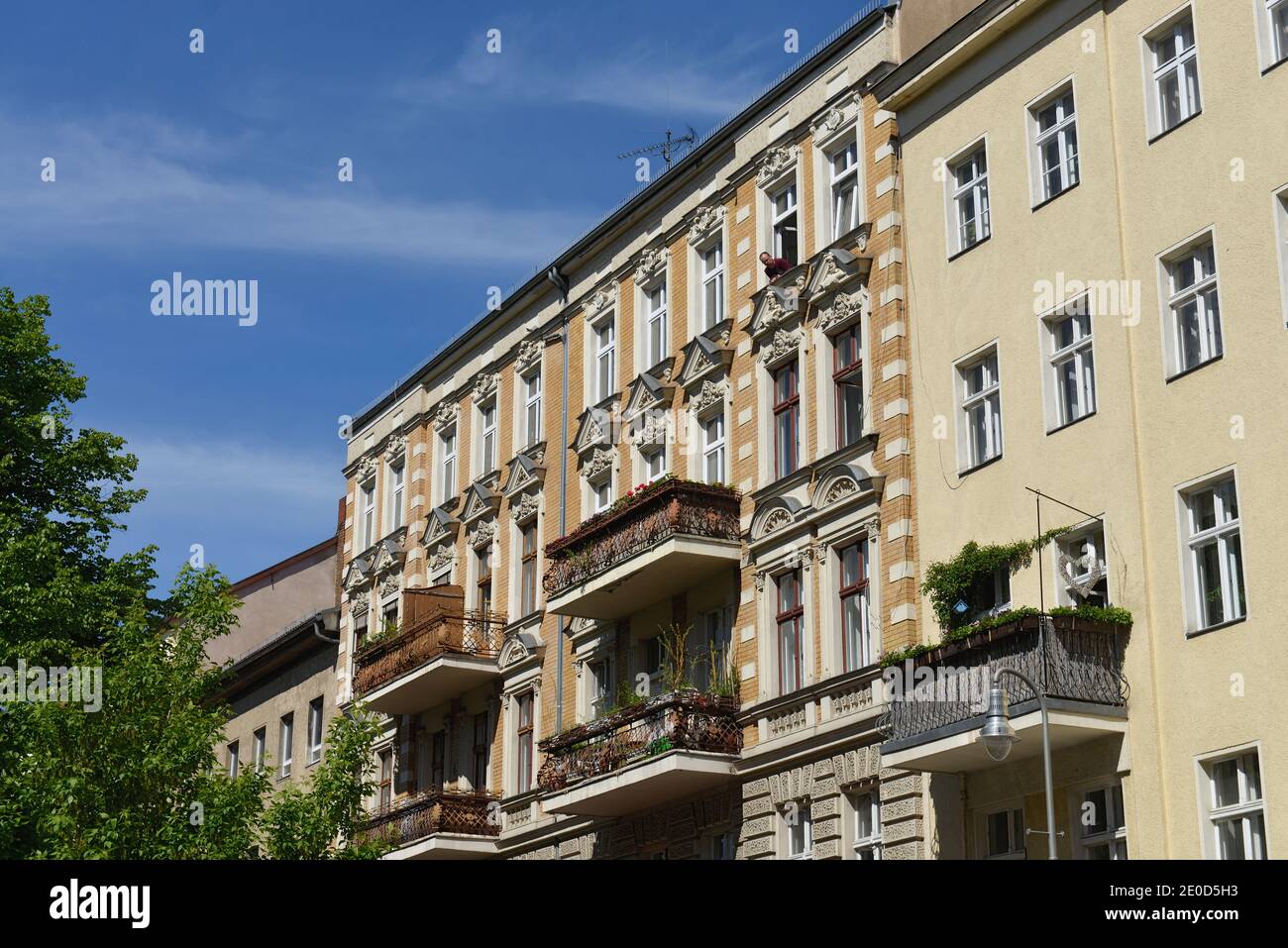 Altbauten, Karl-marx-platz, Neukoelln, Berlin, Deutschland Stock Photo 