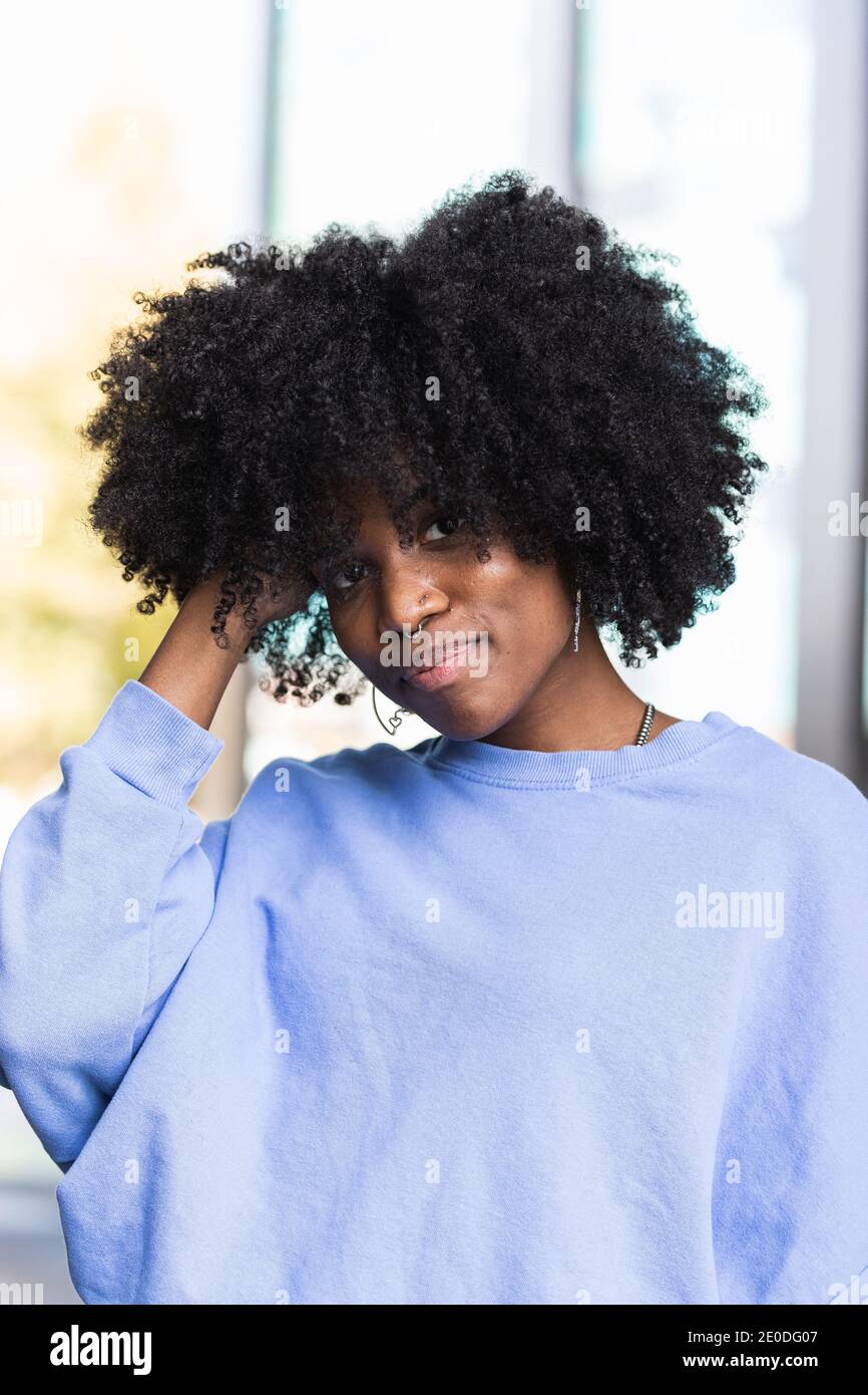 Beautiful black curly hair african hi-res stock photography and images ...