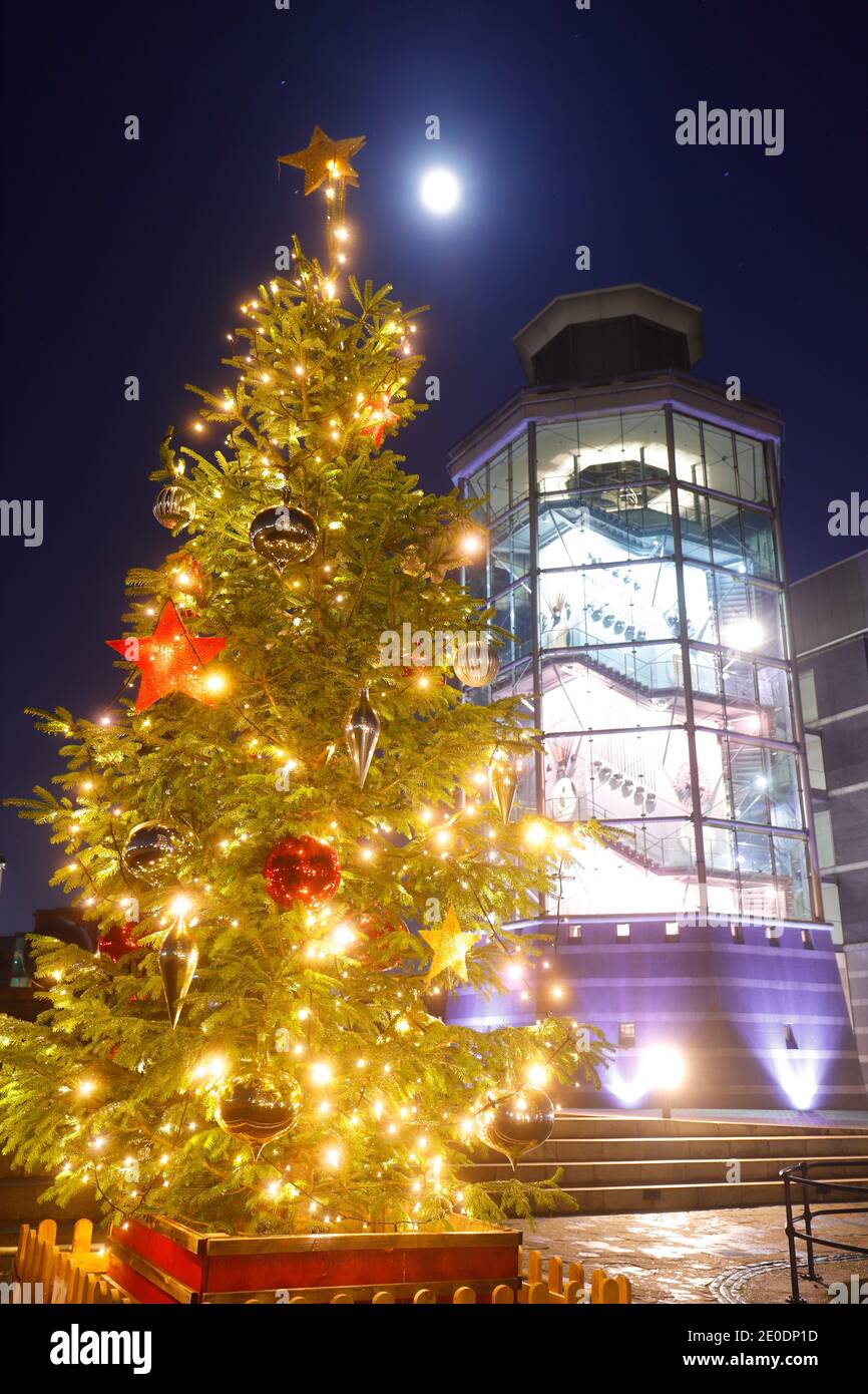 Royal armouries christmas tree hires stock photography and images Alamy