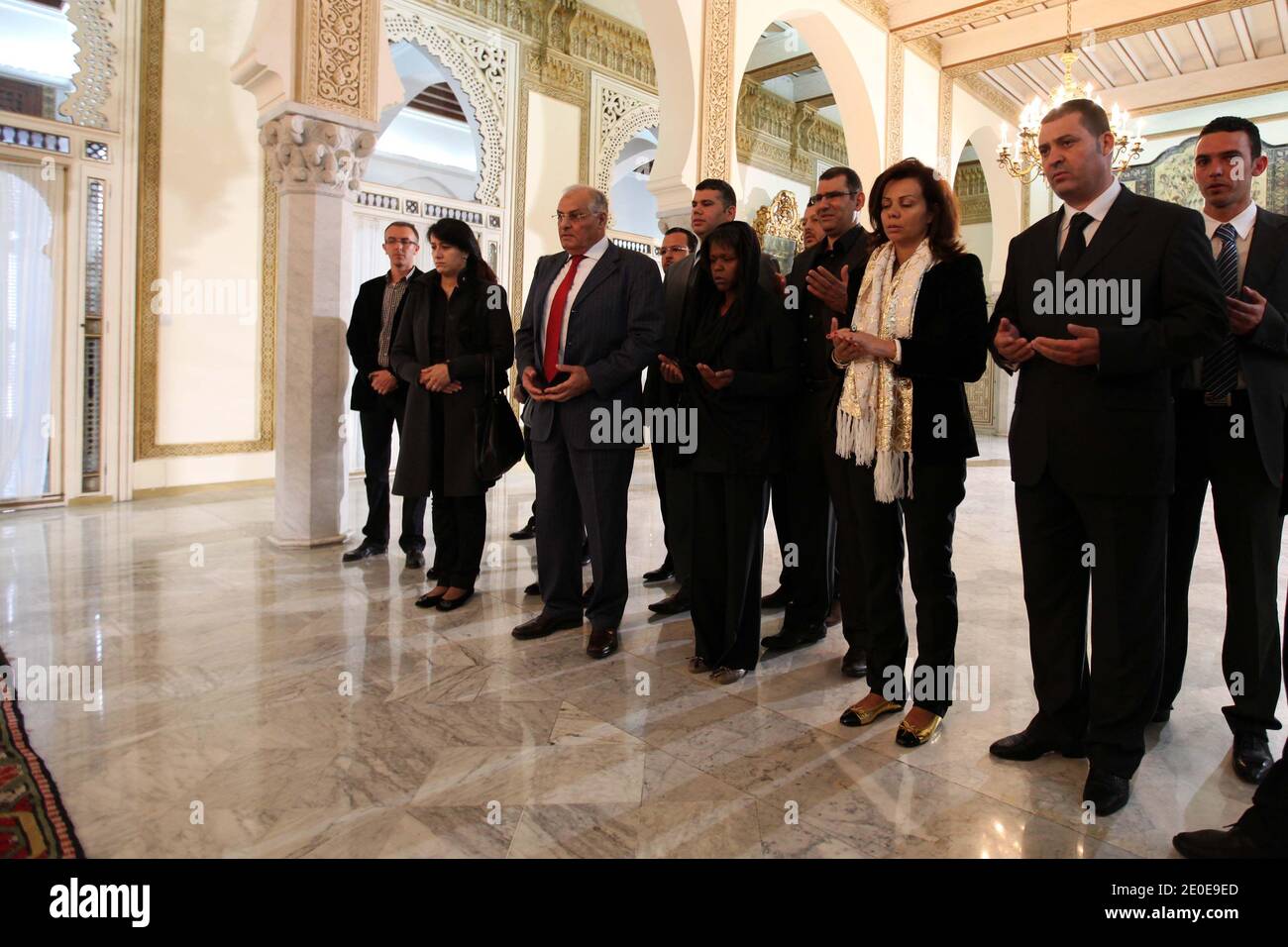 Algerian family photo hi-res stock photography and images - Alamy