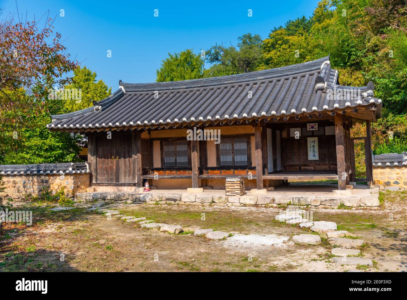 Korea farm houses hires stock photography and images Alamy