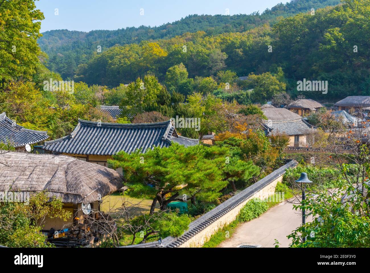Korea farm houses hires stock photography and images Alamy