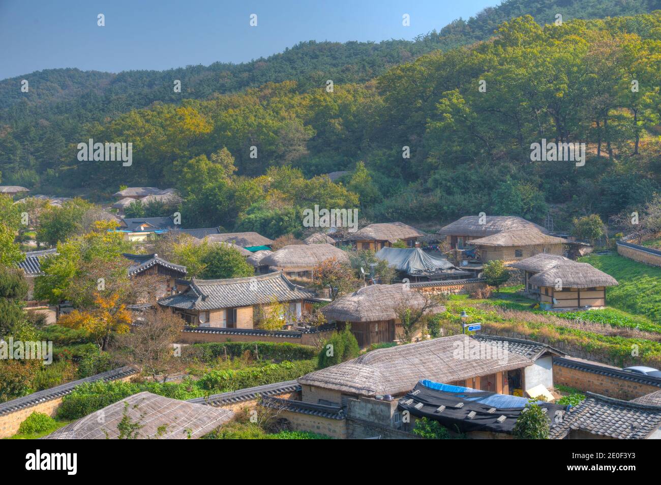 Korea farm houses hires stock photography and images Alamy