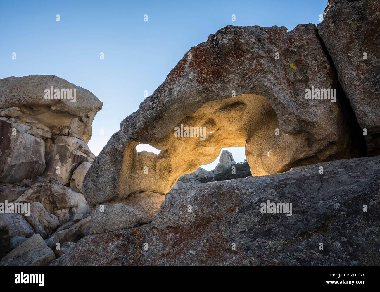 A natural rock archway and rock formations in City of Rocks National Reserve, Idaho, USA. Stock Photo