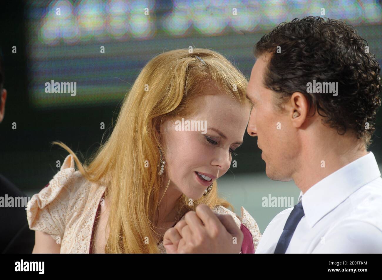Nicole Kidman and Matthew McConaughey appearing on Canal + live TV show