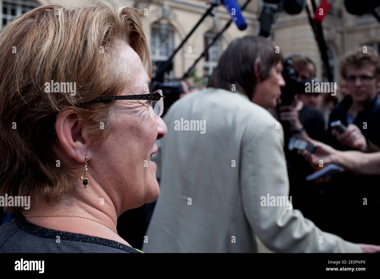 CGT labour union leader Bernard Thibault answers to medias next to Nadine Prigent after a meeting with French Prime Minister, Jean-Marc Ayrault, at the Hotel Matignon, in Paris, France on May 29, 2012. Photo by Stephane Lemouton/ABACAPRESS.COM. Stock Photo