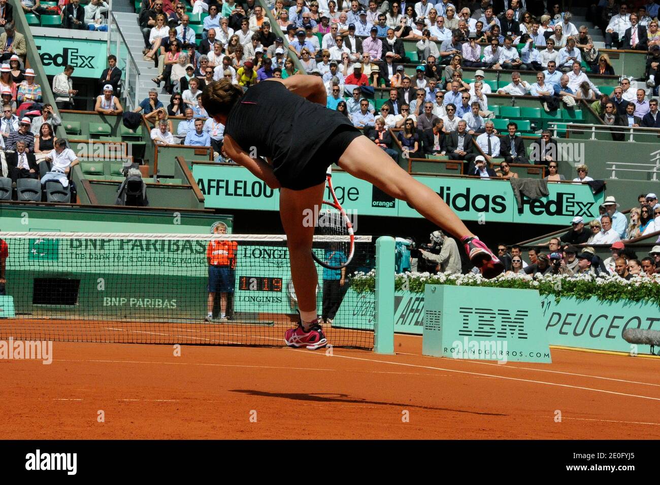 Australia's Samantha Stosur defeats, 64, 61, Czech republic's