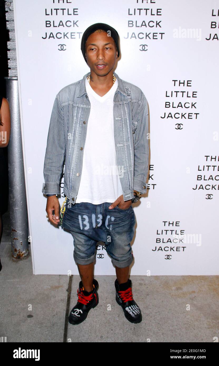 Pharrell williams the little black jacket hi-res stock photography images - Alamy